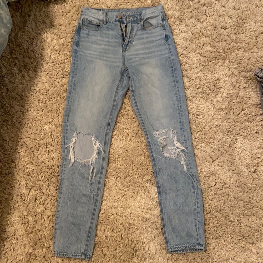 light denim mom jeans